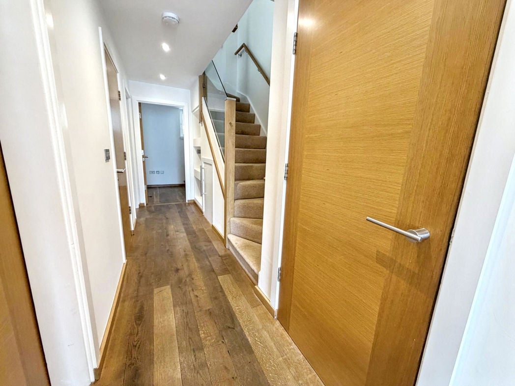 Property image 3 of 42