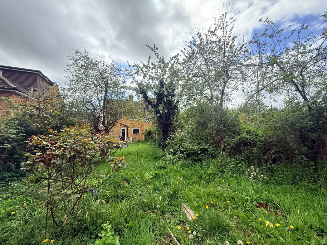50, Tonbridge, Kent, TN10 3QU