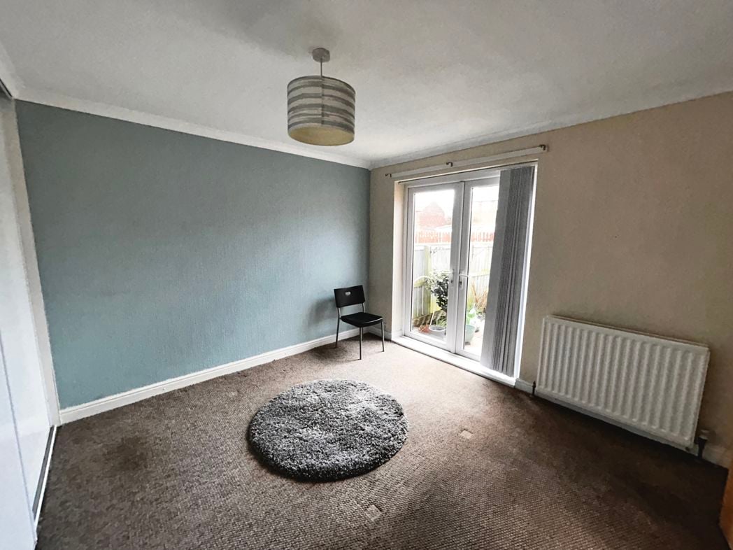 Property image 9 of 16