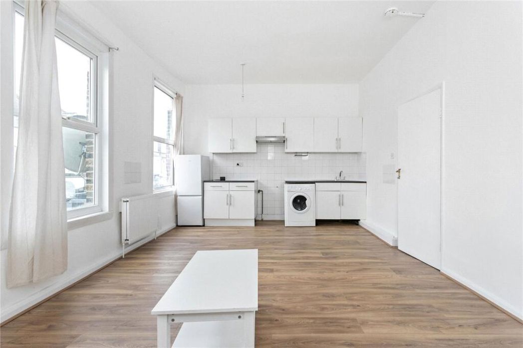 Property image 3 of 12
