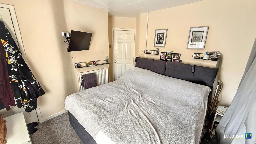 Property image 16 of 31