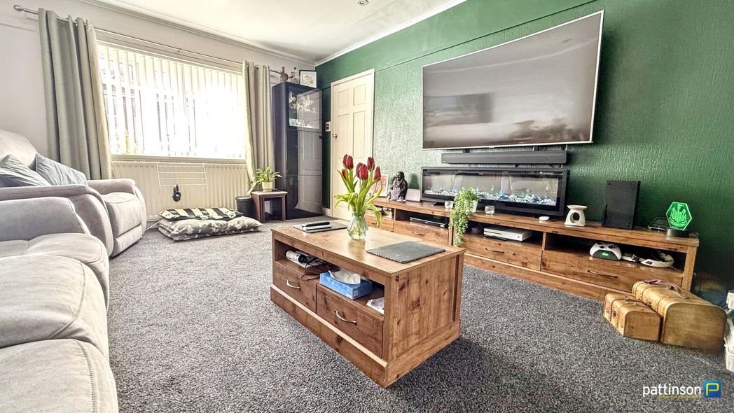 Property image 2 of 31