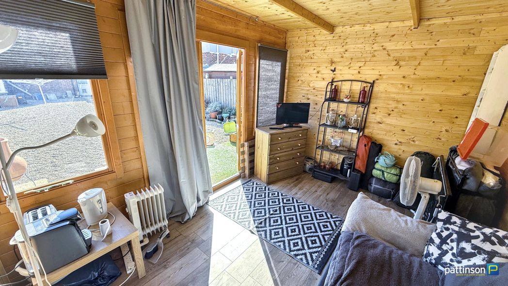 Property image 26 of 31