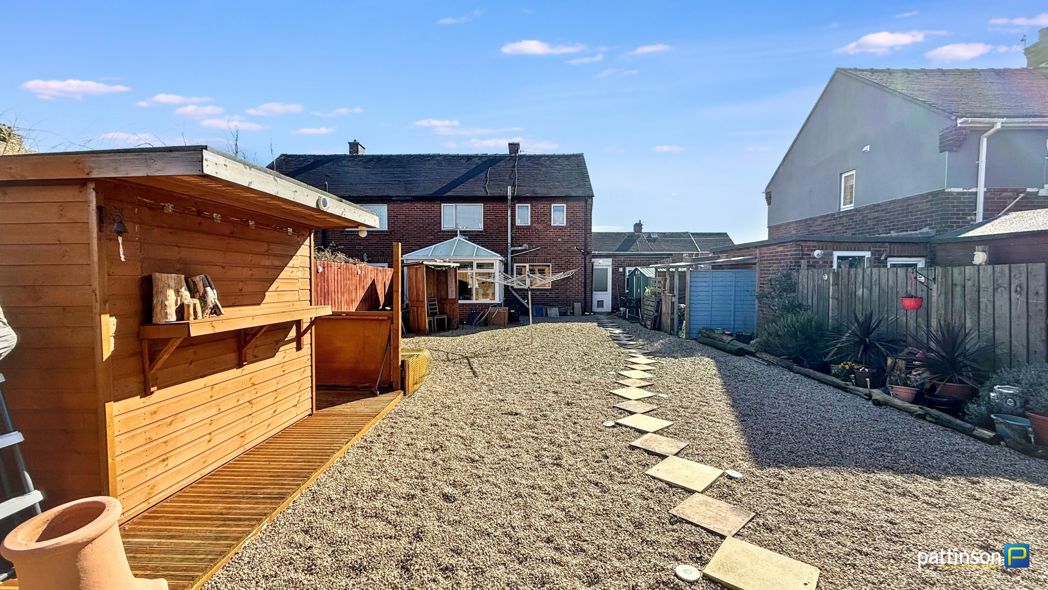 Property image 27 of 31