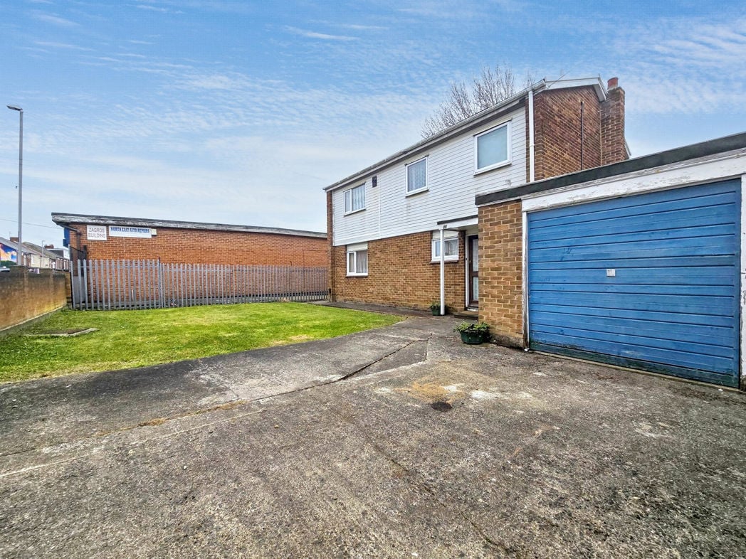 Property image 19 of 28