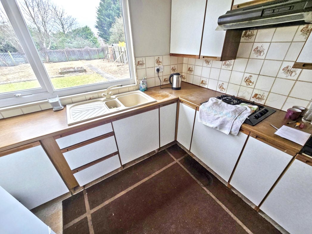 Property image 3 of 28
