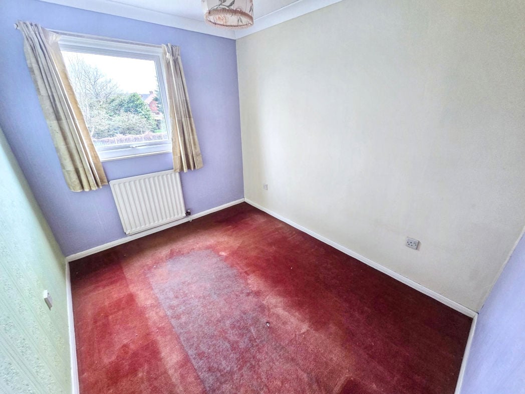 Property image 16 of 28