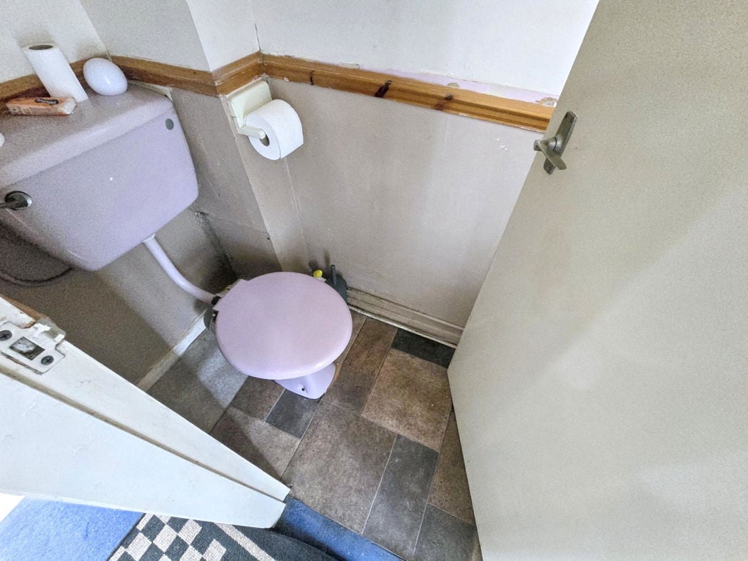 Property image 10 of 28