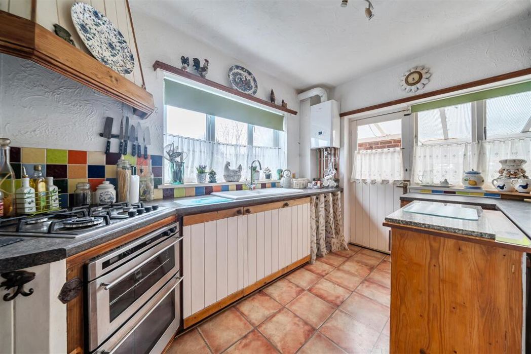 Property image 3 of 16