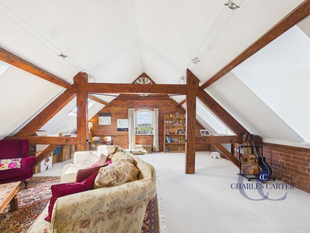 Property image 3 of 31