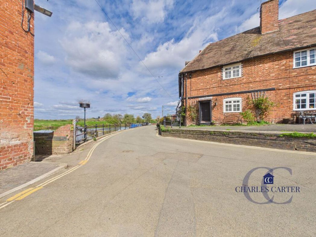 Property image 23 of 31