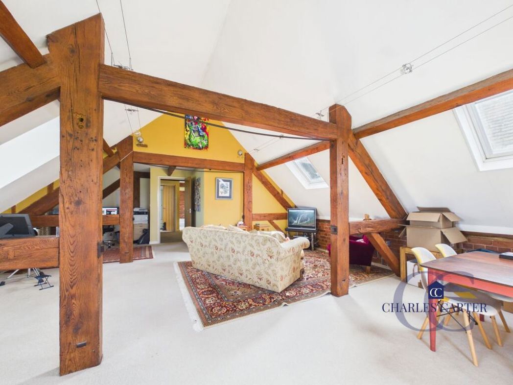Property image 12 of 31