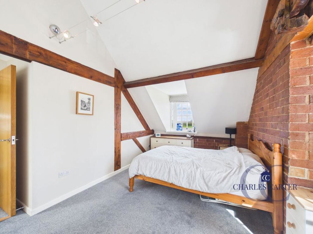 Property image 14 of 31