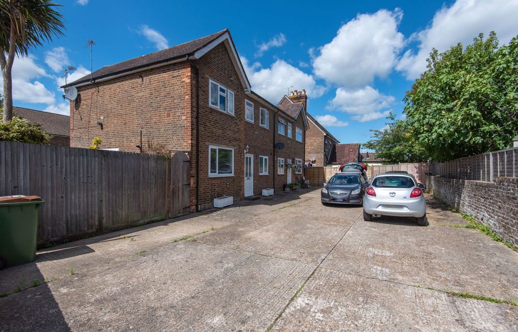 Property image 13 of 13