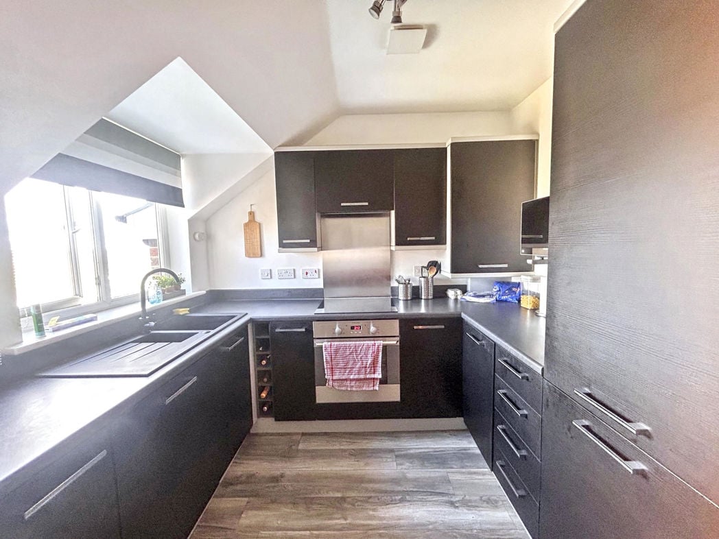 Property image 3 of 10