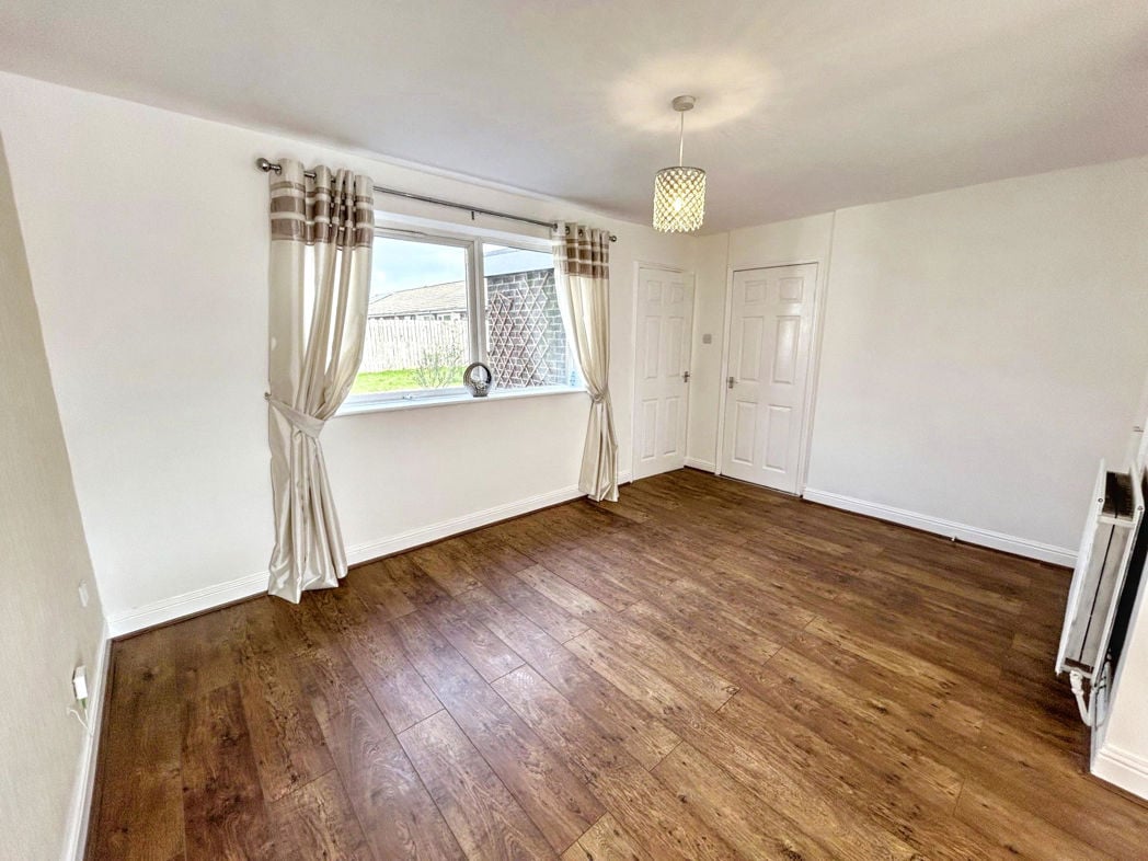 Property image 7 of 13