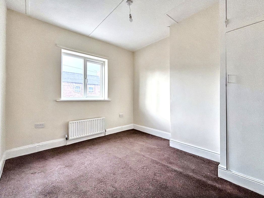 Property image 8 of 13