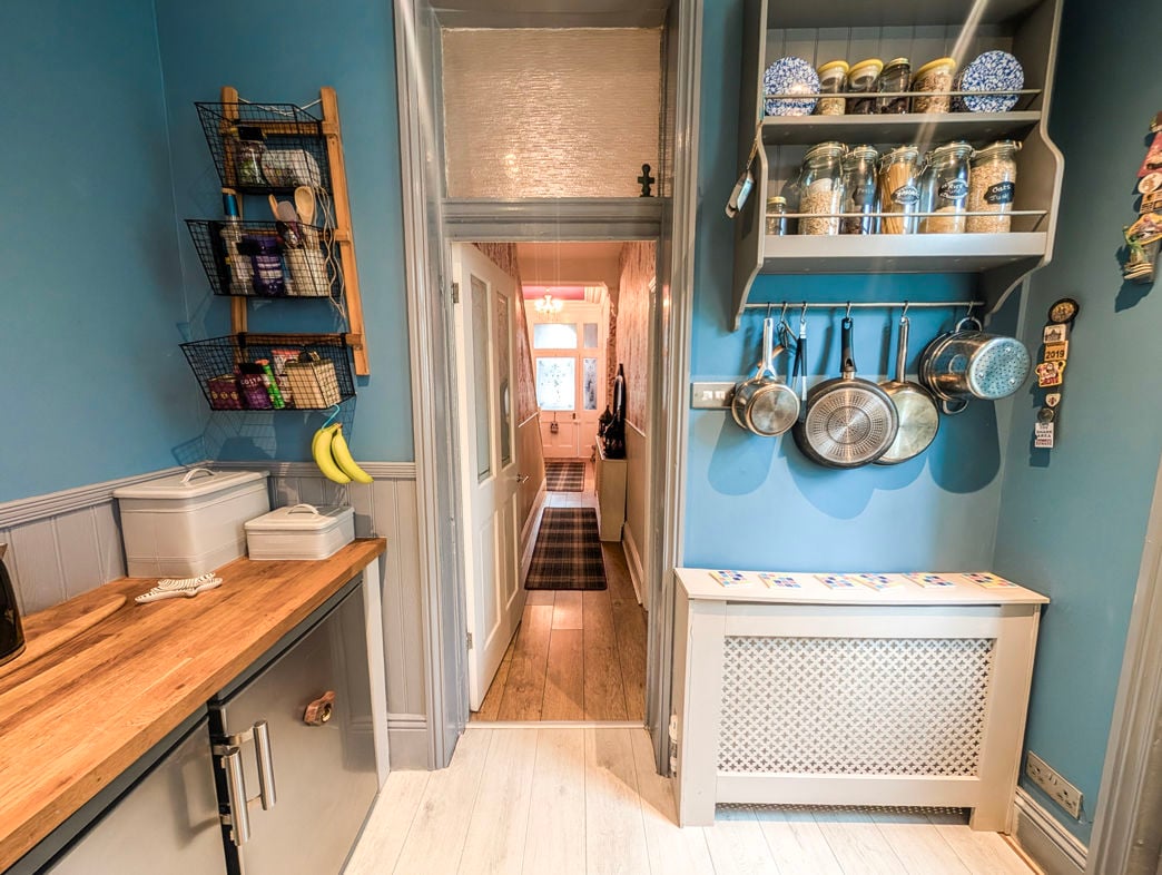 Property image 8 of 22