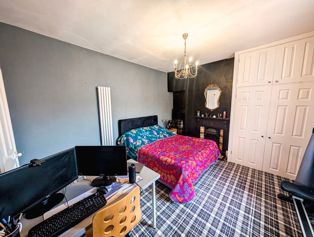 Property image 9 of 22