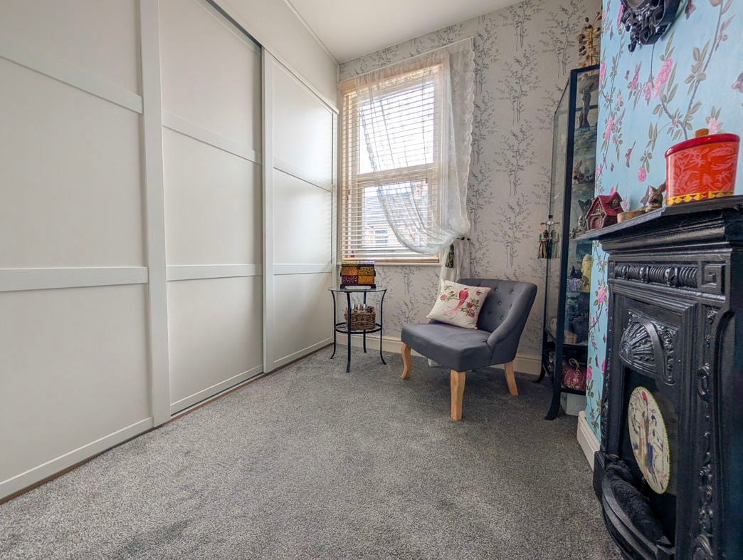 Property image 10 of 22