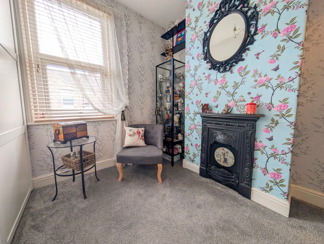 Property image 12 of 22