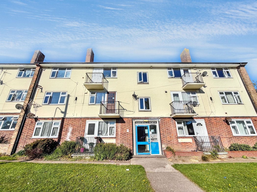 Property image 1 of 15
