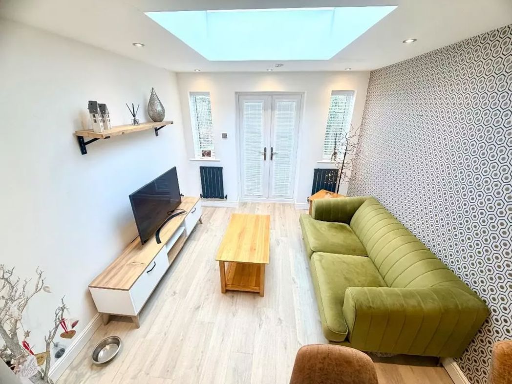 Property image 4 of 30