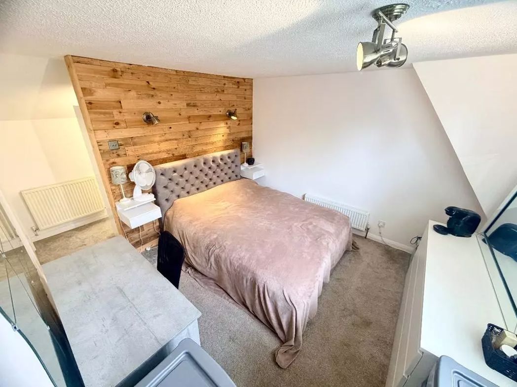 Property image 19 of 30