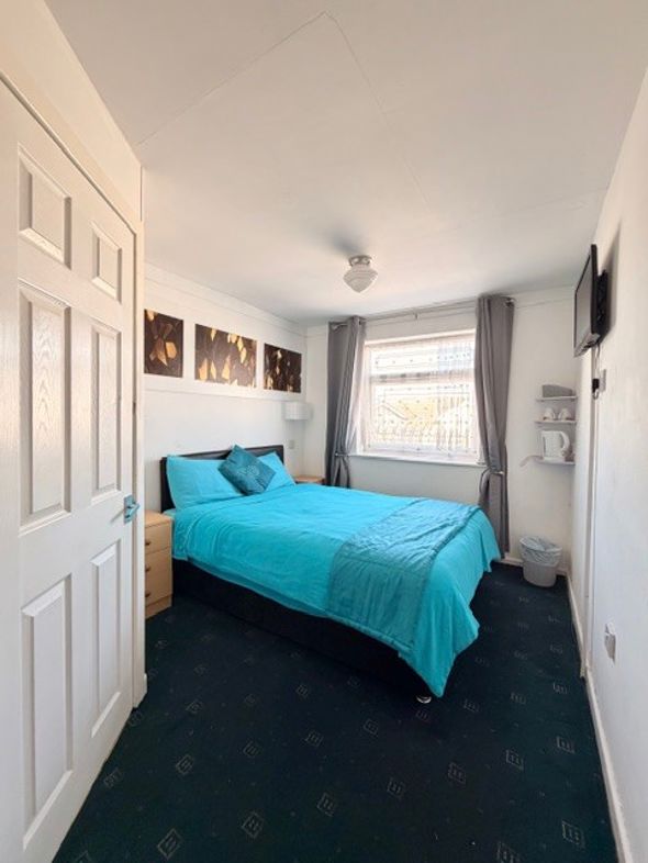 Property image 16 of 21