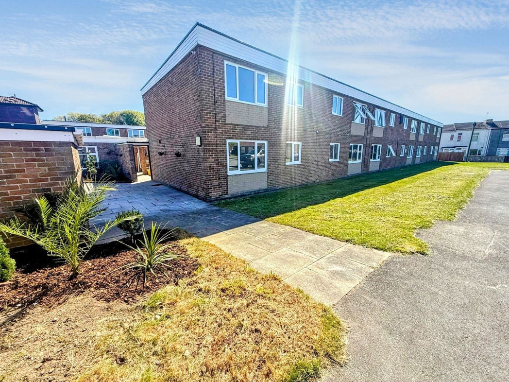 Property image 1 of 7