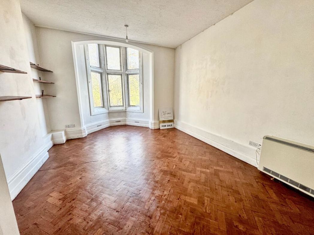 Property image 2 of 12
