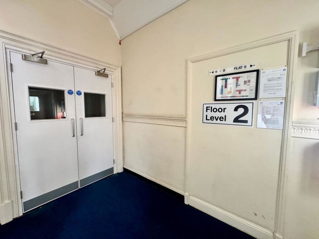 Property image 11 of 12
