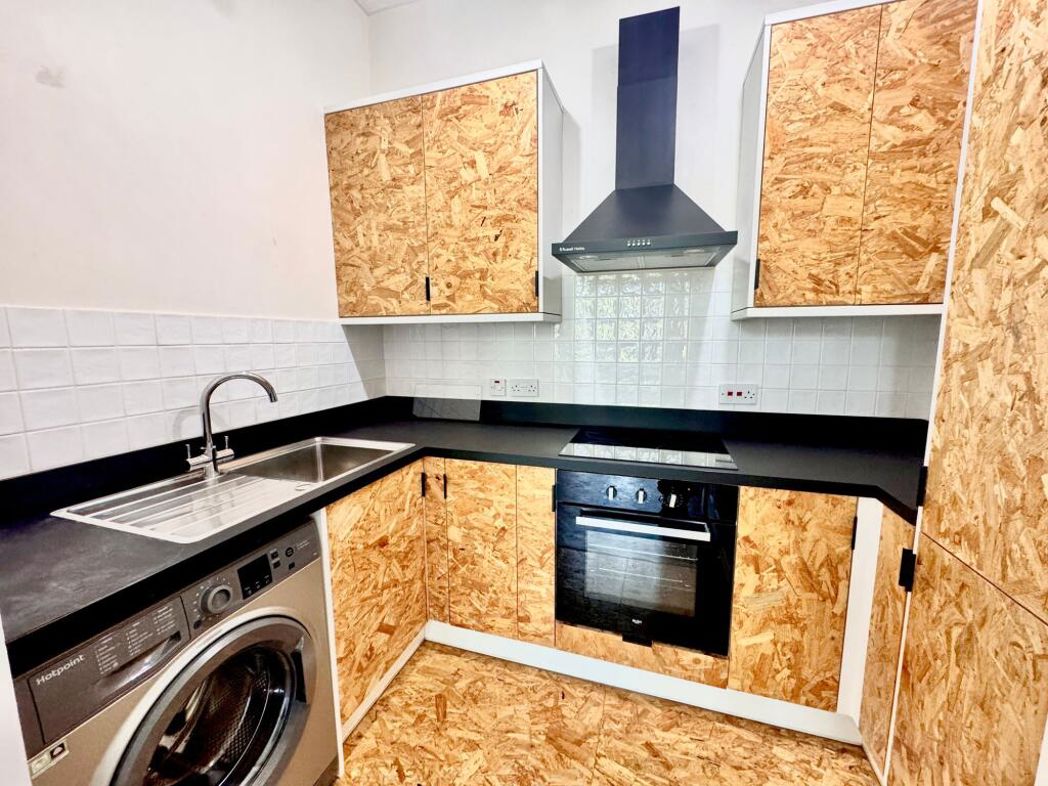Property image 3 of 12