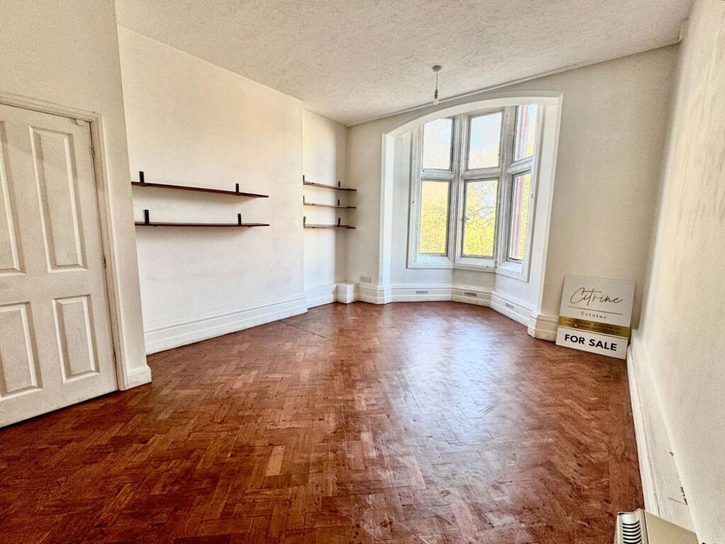 Property image 6 of 12