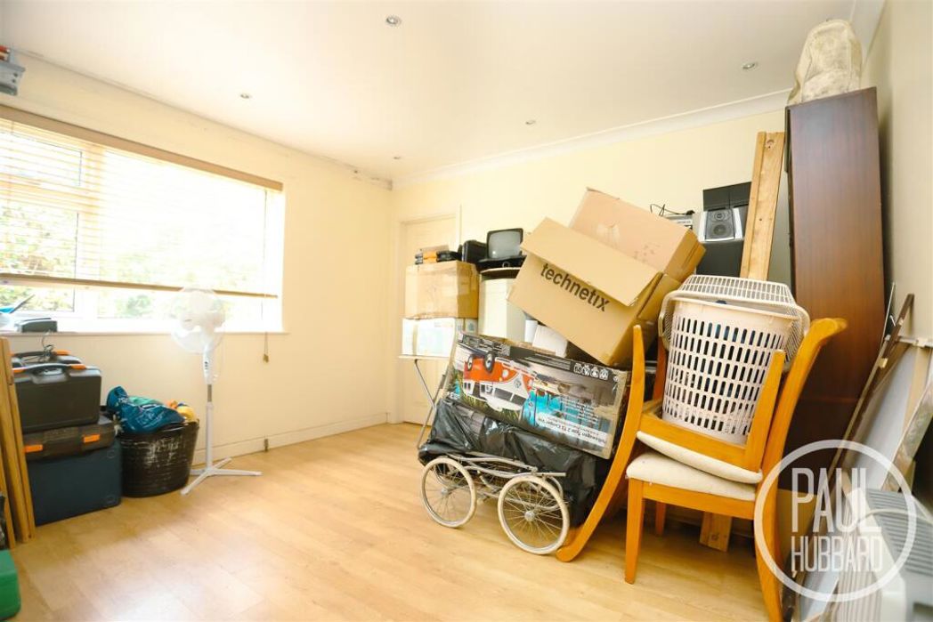 Property image 10 of 16