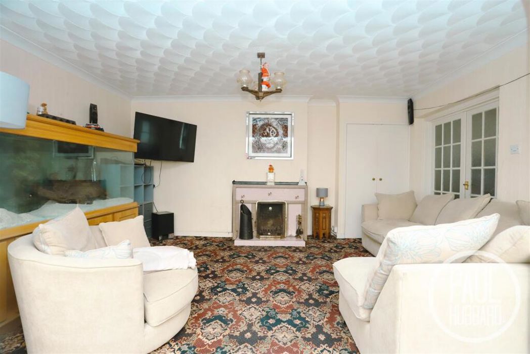 Property image 2 of 16