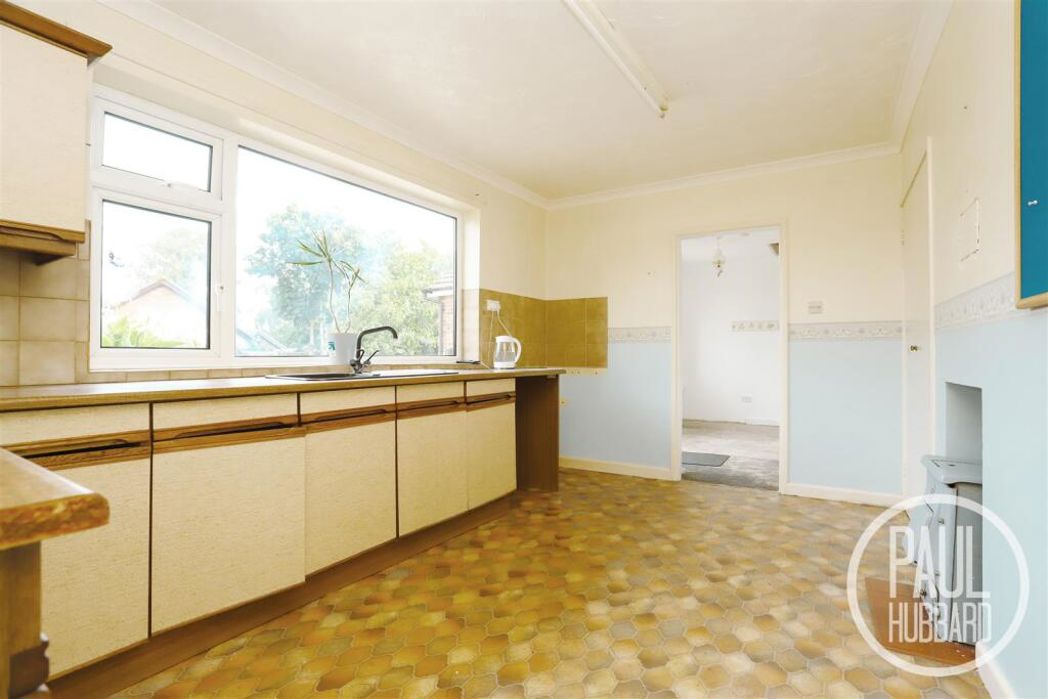 Property image 8 of 20