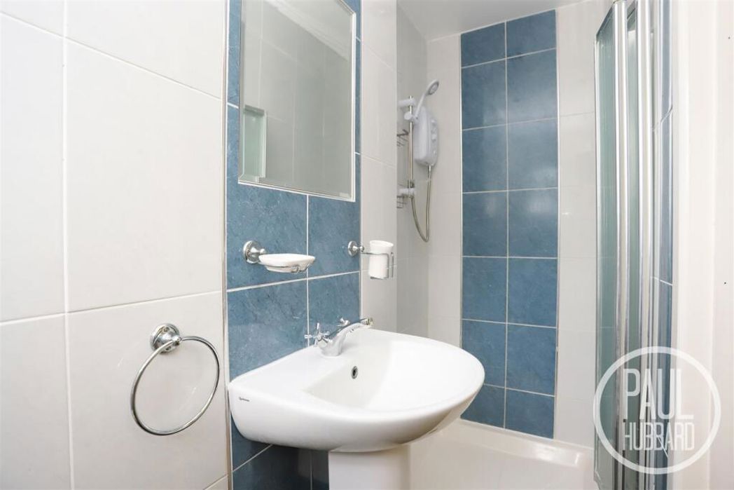 Property image 16 of 20