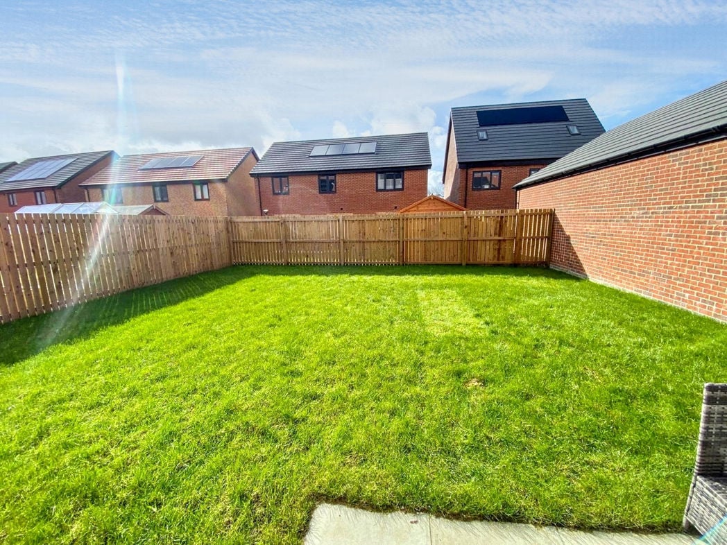 Property image 27 of 29