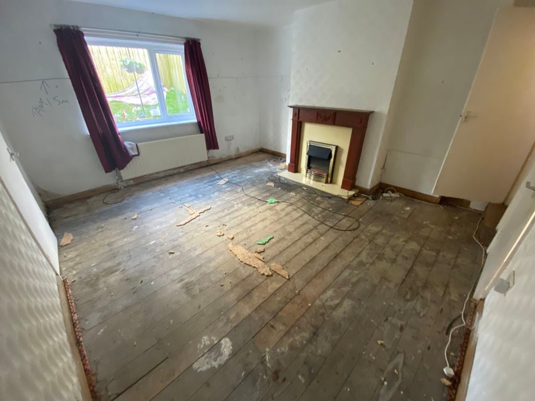 Property image 2 of 11