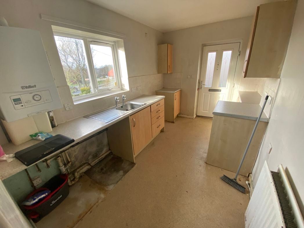 Property image 3 of 11