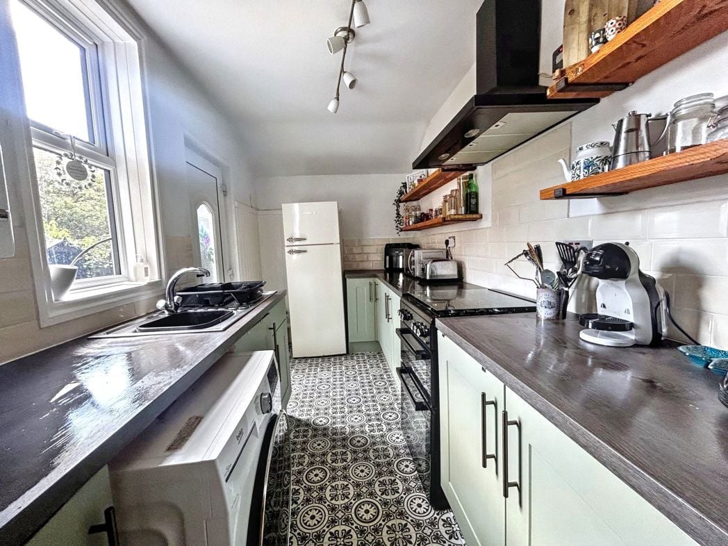 Property image 5 of 13
