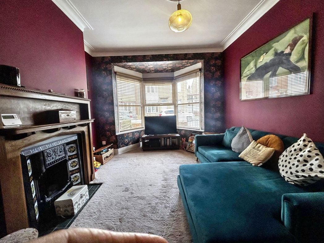 Property image 2 of 13