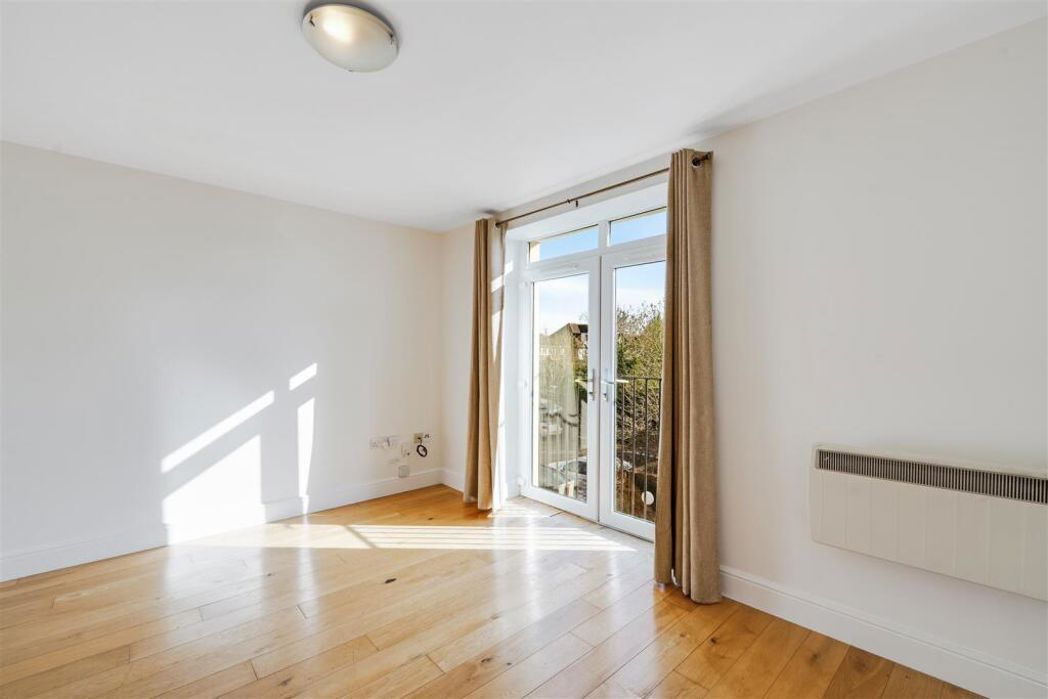 Property image 1 of 7
