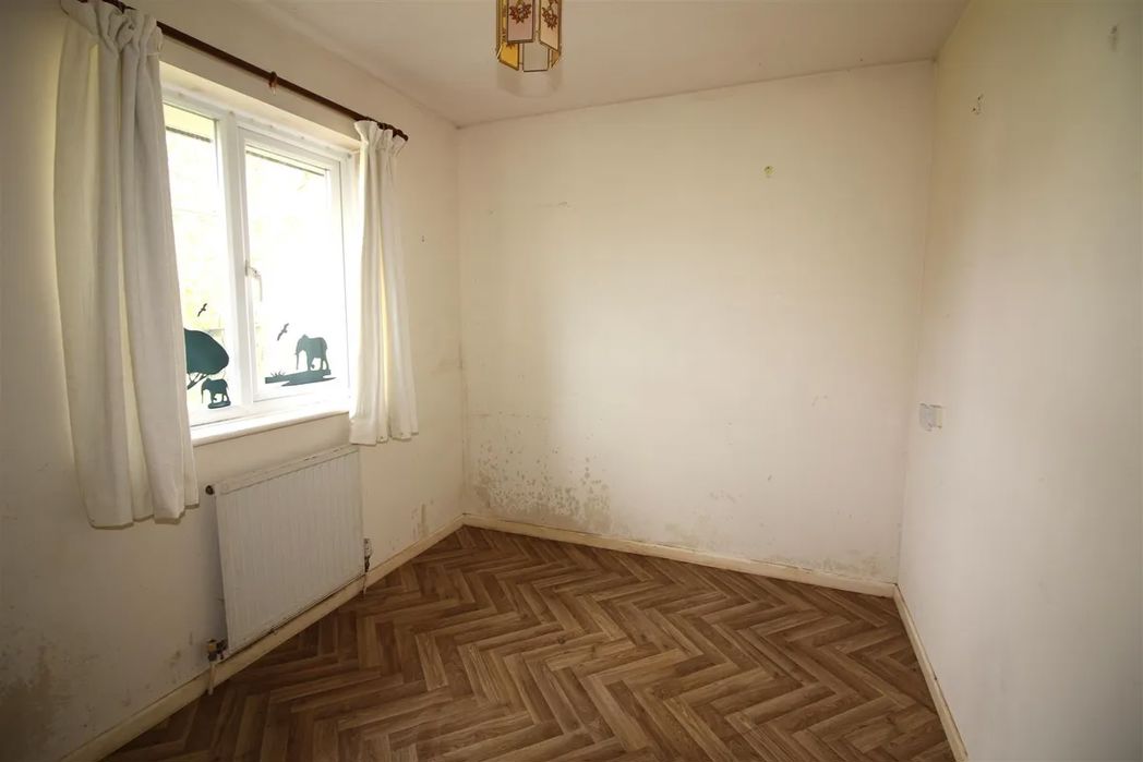Property image 8 of 10