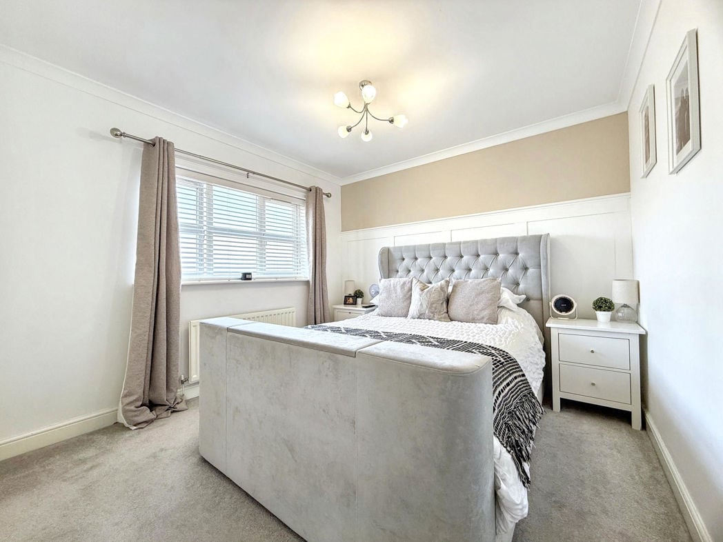 Property image 17 of 29