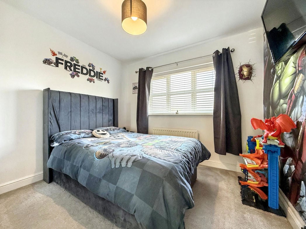 Property image 18 of 29
