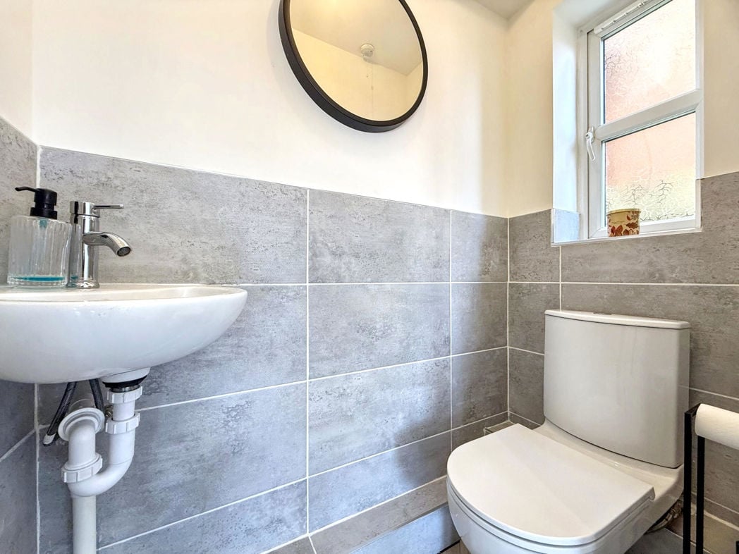 Property image 14 of 29
