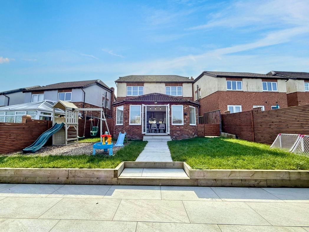 Property image 27 of 29