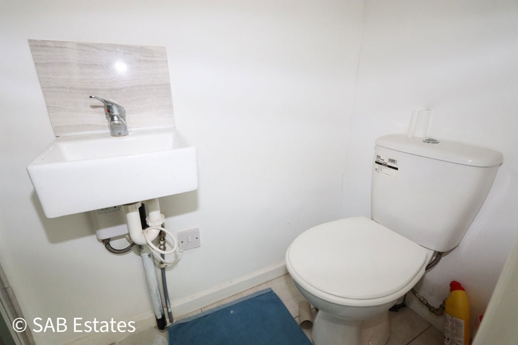 Property image 4 of 18
